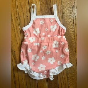 SHEIN Baby Girl Romper pink size 6-9m